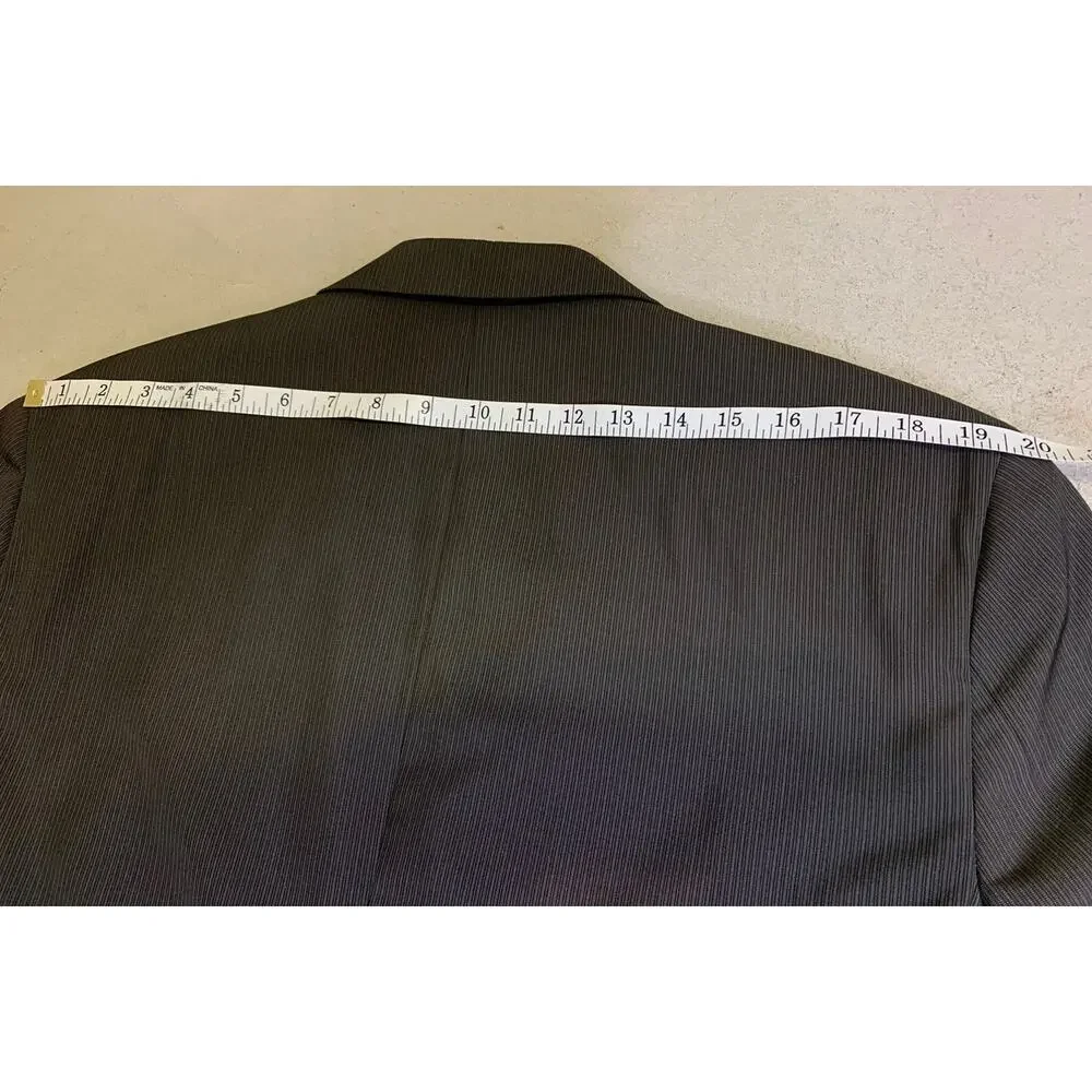 Kenneth Cole Reaction Mens Gray Pinstriped Sport Coat Size 44R Preppy Office